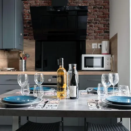 #le Cocon Des Volcans#parking Prive/montferrand Apartment *